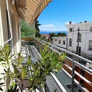Apartment Orange, Lovran